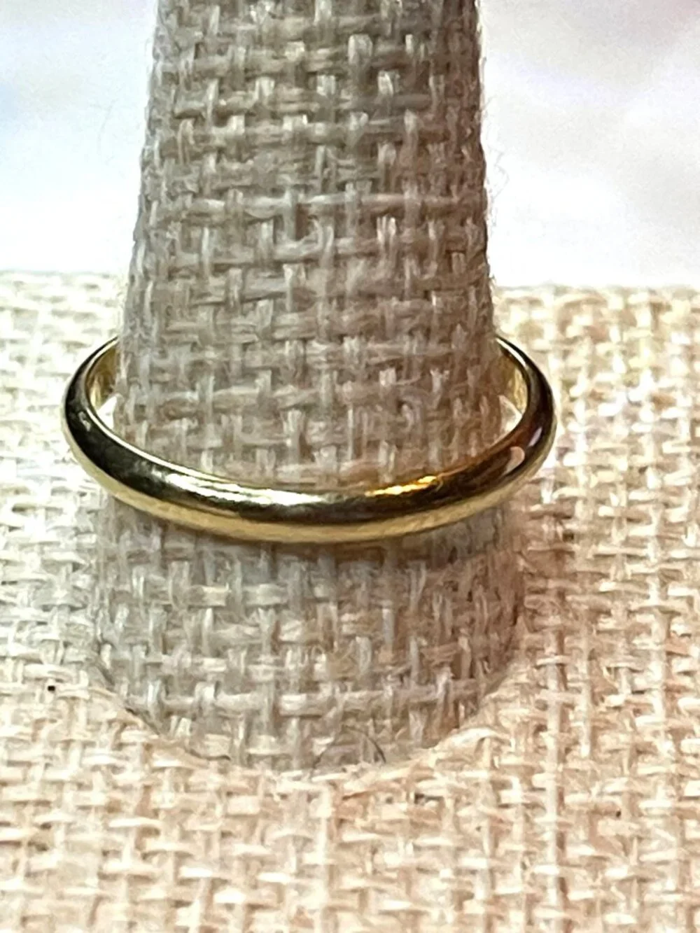 Unsigned vintage gold